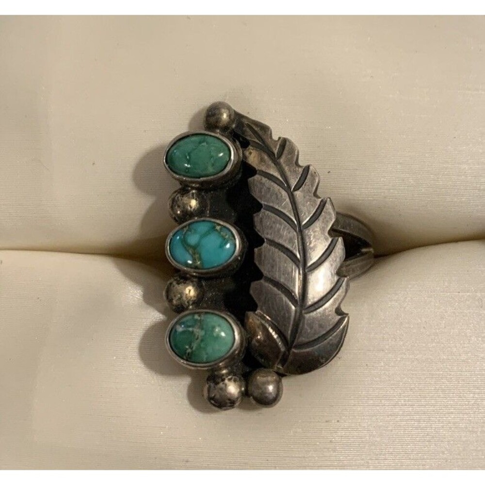 Vintage Native American green turquoise Feather ring Size 6.75